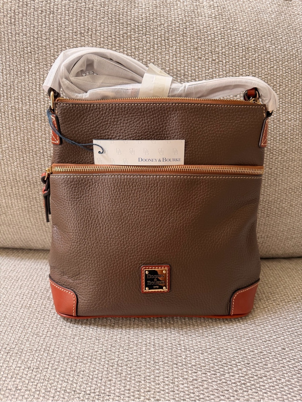 NWT Dooney & Bourke Pebble Grain Leather Crossbody Bag Brown British Tan